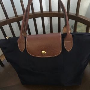 Longchamp Nylon Shoulder Tote Med. Navy